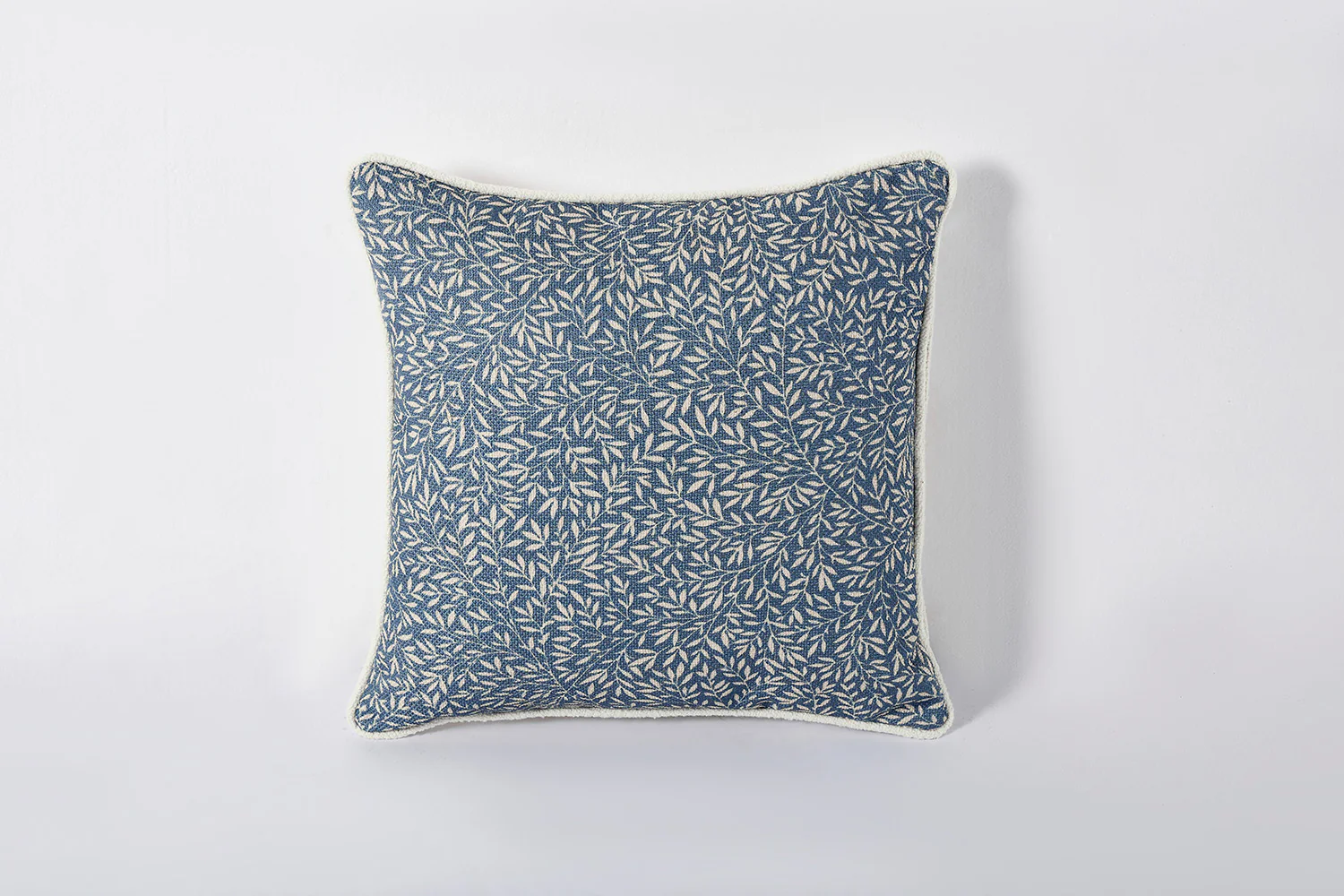 Cushion 01 - Image 3
