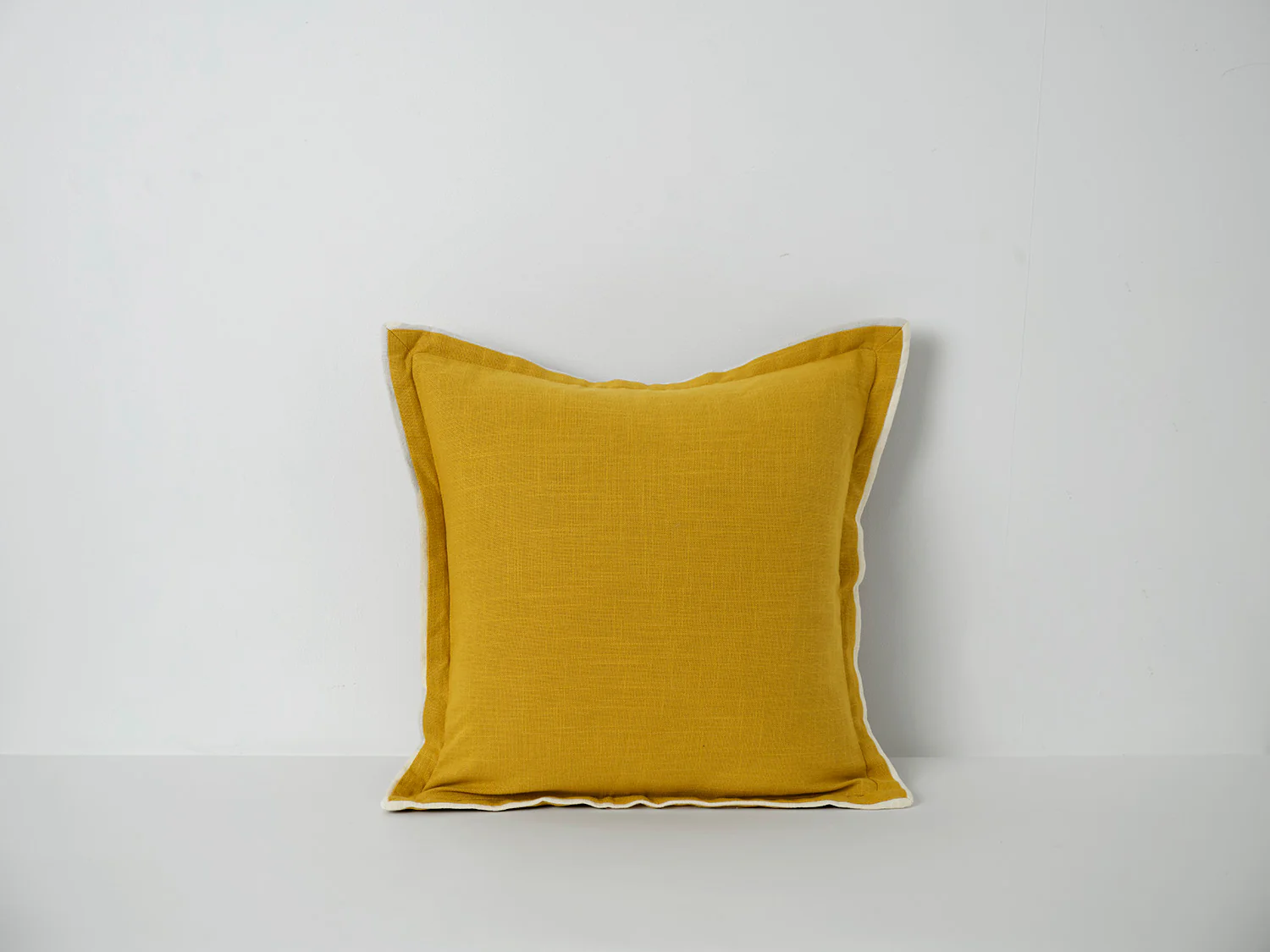 Cushion 03 - Image 3