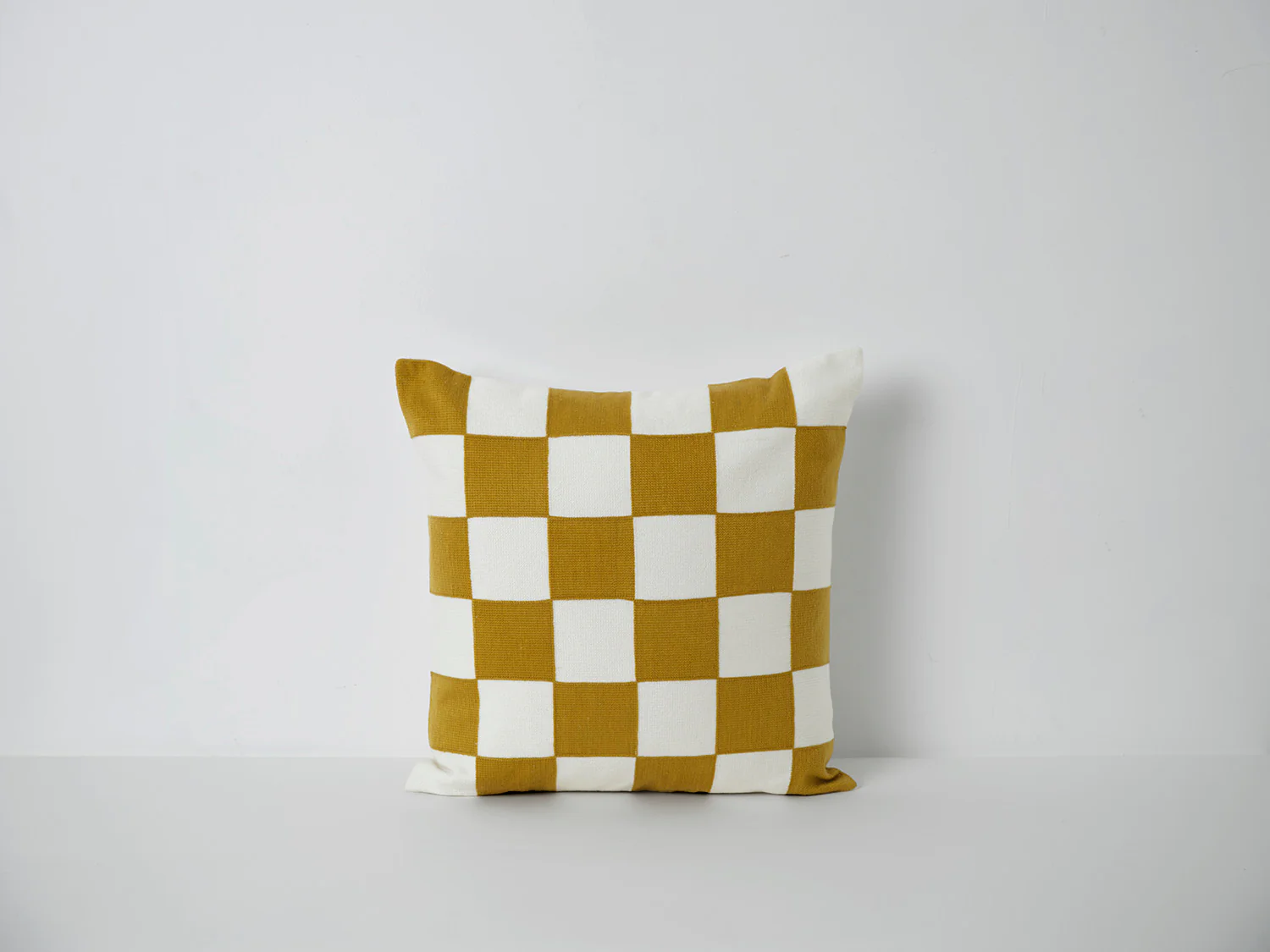 Cushion 05 - Image 2