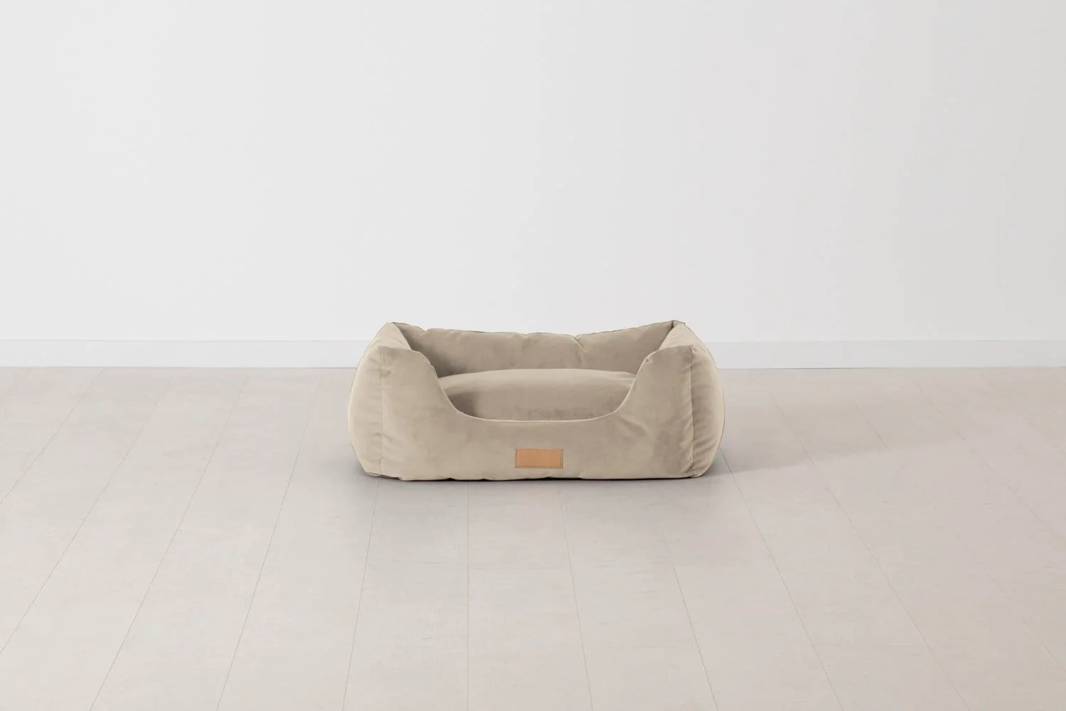 K9-02 Dog Basket Small - Image 4