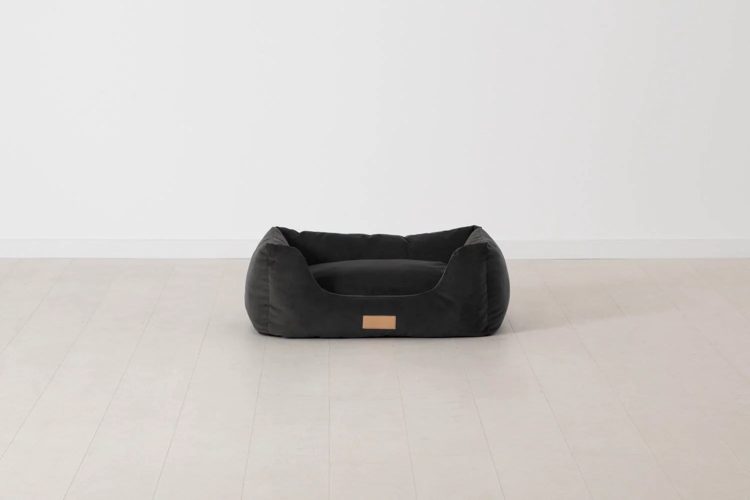 K9-02 Dog Basket Small - Image 5